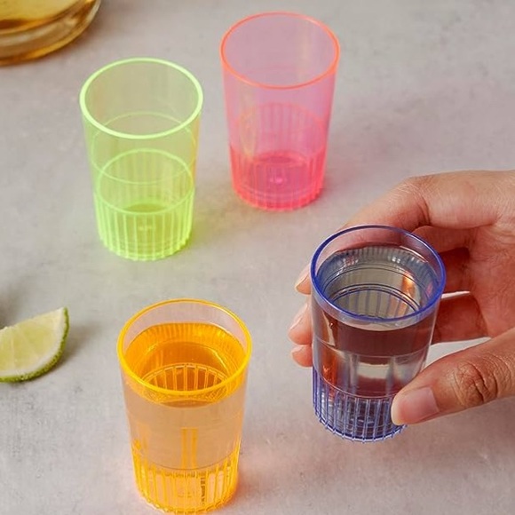 Hotshots party shot glasses-4 colors-8/package-2 x 8 = 16 total-1.5 ounce-NWT - Picture 6 of 11